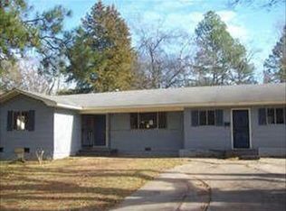 2518 Coronet Pl, Jackson, MS 39204