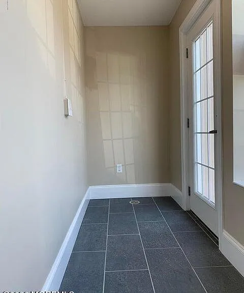 709 7th Ave #1-A — Photo 2