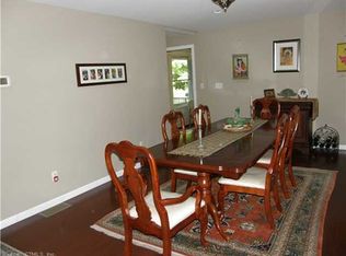 1620 Storrs Rd, Mansfield, CT 06268