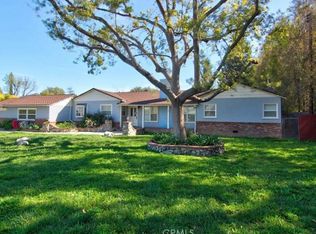 22722 Calvert St, Woodland Hills, CA 91367