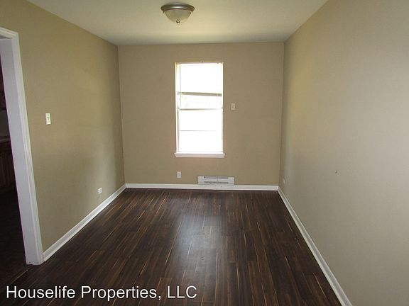 2nd image of 1625 Centenary Blvd APT 142