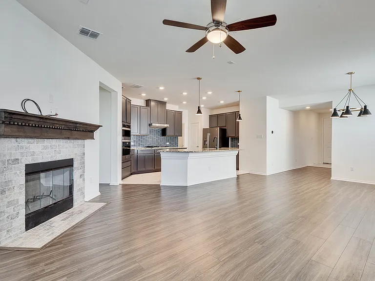 4465 Acerno St — Photo 7
