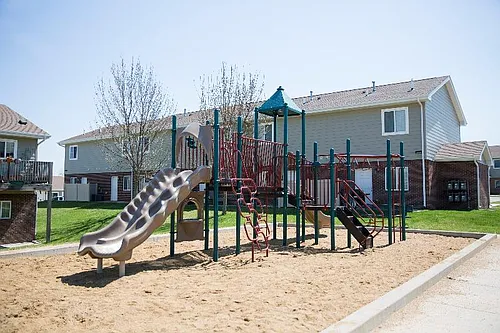 Williamsburg Townhomes Photo 1