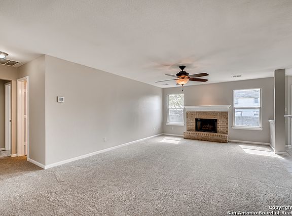 2nd image of 101 Snowberry Dr