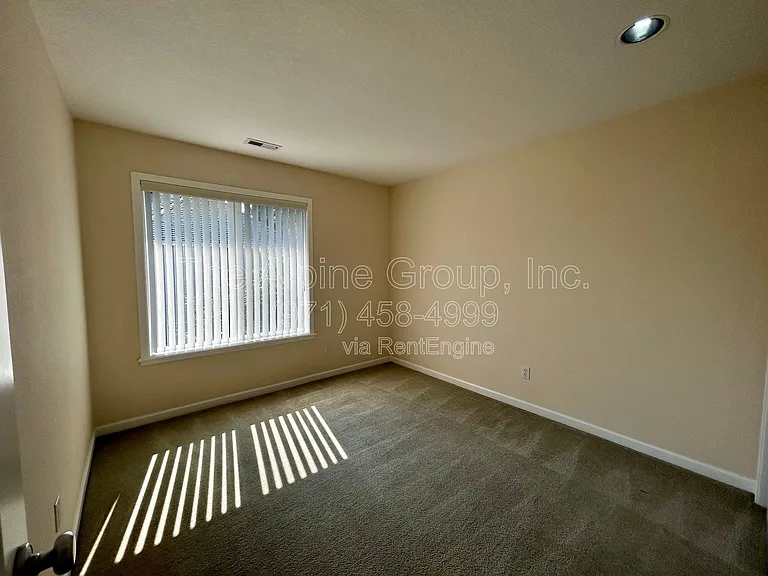 351 NW Kotrik Pl — Photo 31