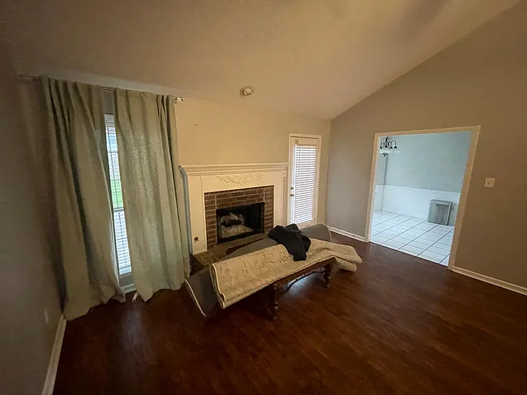 1717 Point West Dr — Photo 8