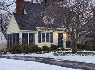 266 Briarwood Dr, Rochester, NY 14617