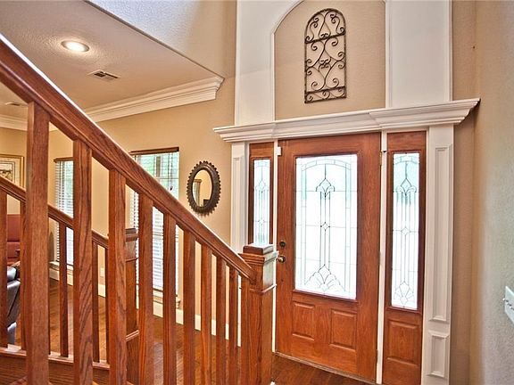 2nd image of 10865 Hodge Ln