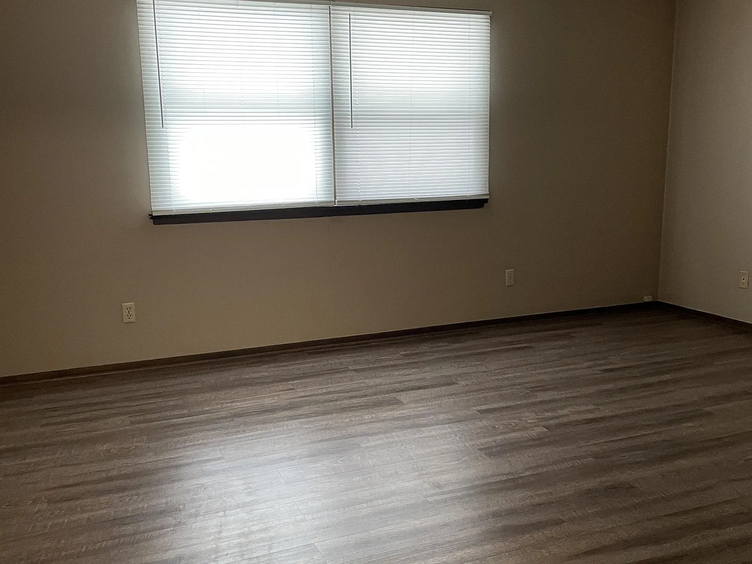 5923 Paradise Lane - A — Photo 2