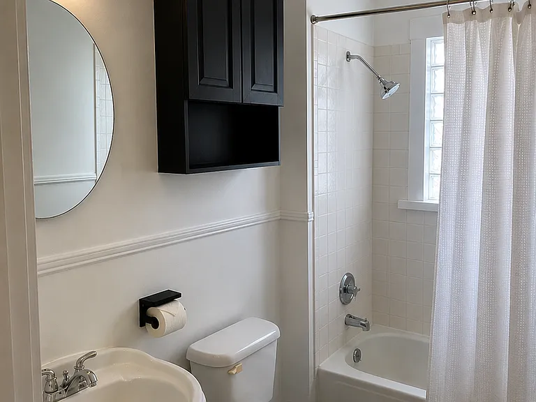611 W Mulberry St — Photo 10