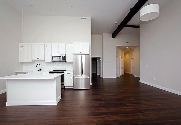 2nd image of 120 Washington St #2