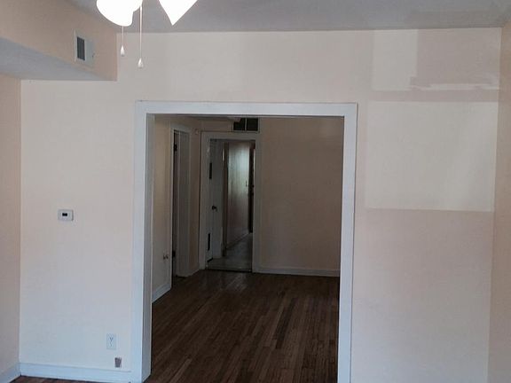 3rd image of 11130 S Vernon Ave #2