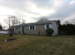 24 Greenfield Rd, Westport, MA 02790