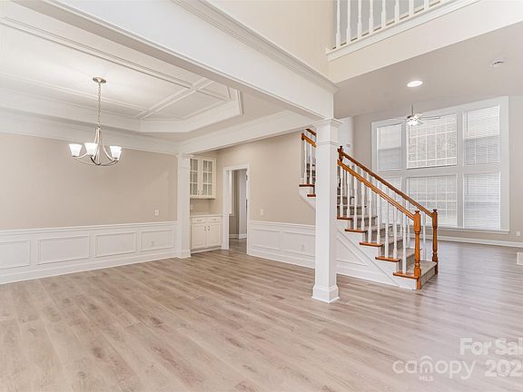 2nd image of 10325 Merlin Meadows Ct