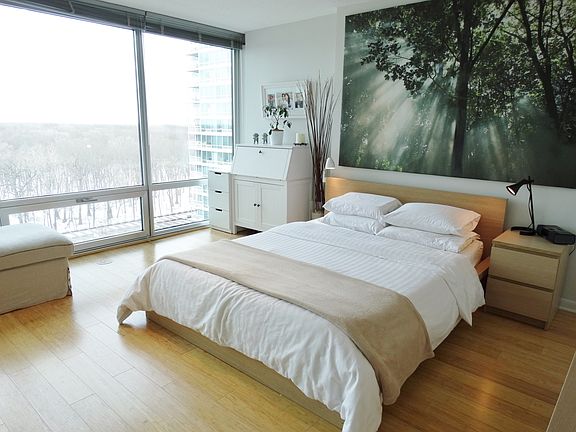5th image of 9715 Woods Dr Unit 1006