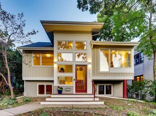 2863 James Ave S, Minneapolis, MN 55408