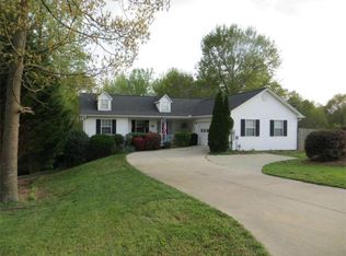 427 Holly Dr, Gainesville, GA 30501