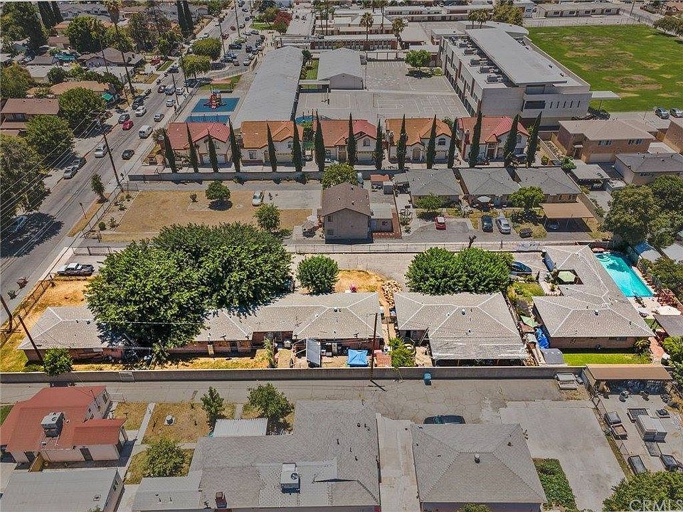 1st image of 2711 Potrero Ave