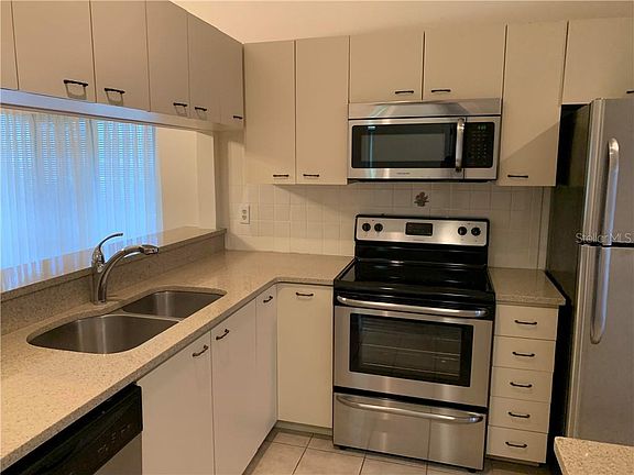 5th image of 5202 Myrtle Wood #1
