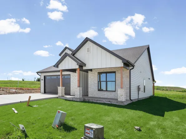 5367 Athens Ct, Columbia, MO 65202