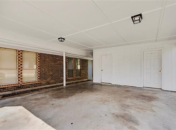 3rd image of 10620 Golden Quail Dr