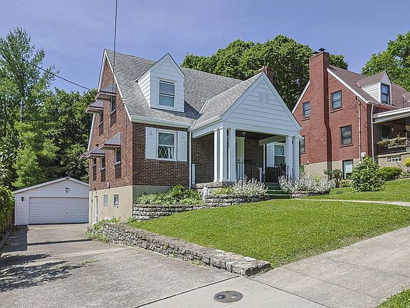 3rd image of 333 Bonnie Leslie Ave