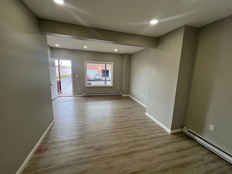 344 Pear St — Photo 7