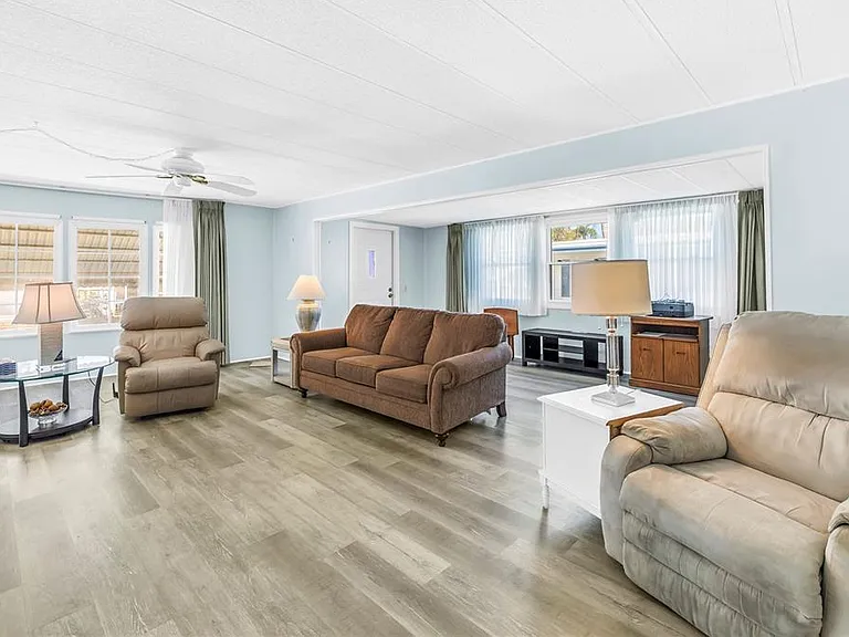 1100 Belcher Rd S #502 — Photo 5