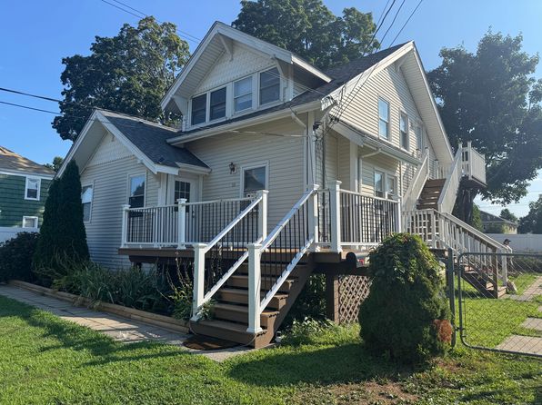 16 Hayes Dr
