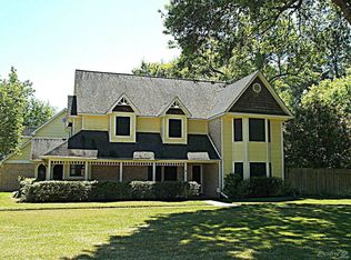 10 Maple Glen Dr, Tomball, TX 77375