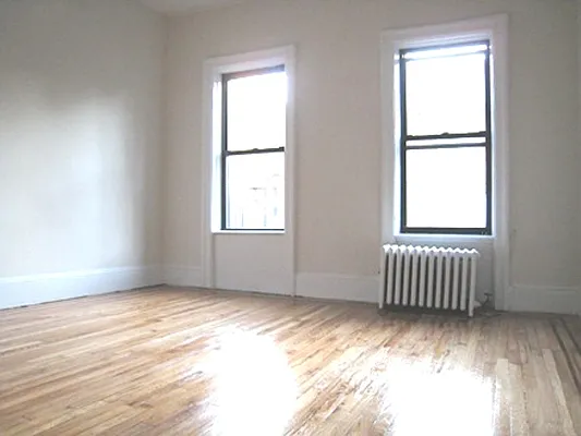 Rented by Metropolitan Equities | media 16