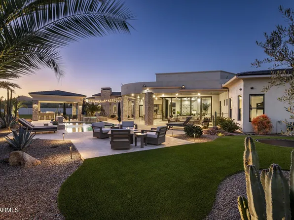 8700 N 55TH Place, Paradise Valley, AZ 85253