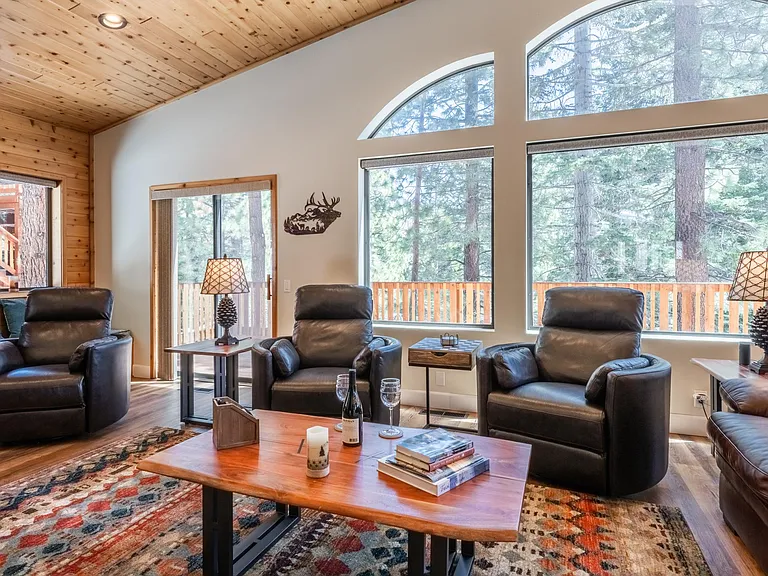 Living room with very comfortable recliners