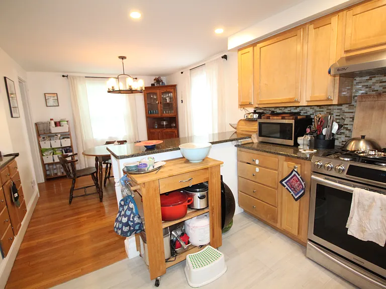 165 Lynn Fells Pkwy — Photo 4