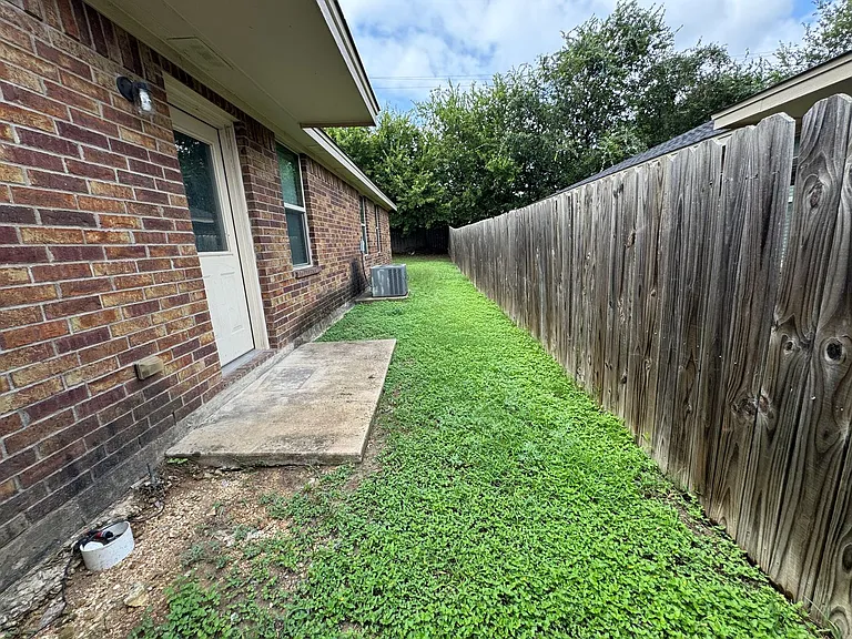 4305 Cambridge Dr — Photo 21