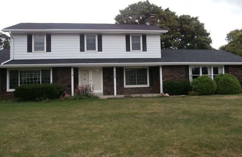 1st image of 5560 S Oxford Dr