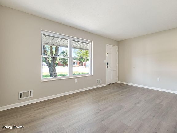 4th image of 6504 Alamo Ct