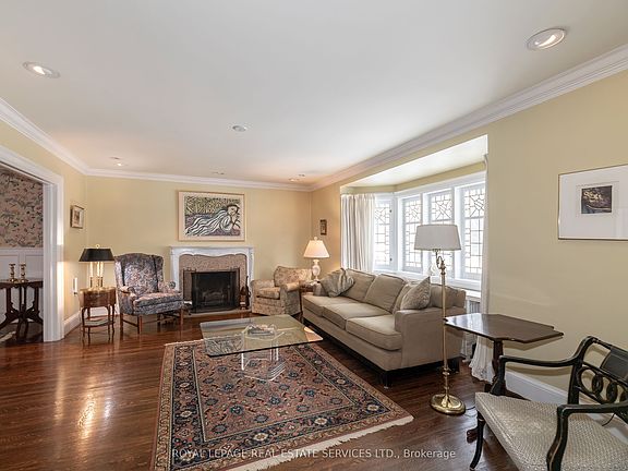 5th image of 416 Rosemary Rd