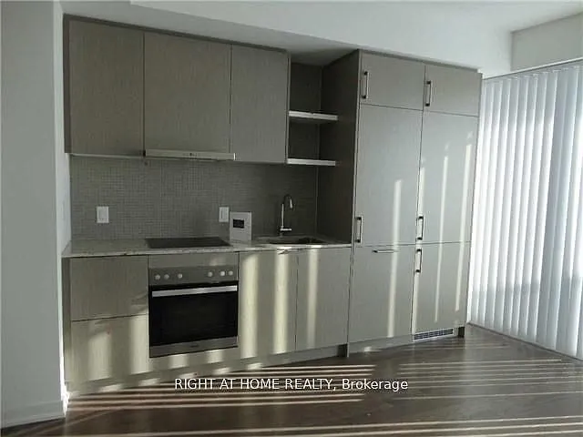 100 Harbour St #6408 — Photo 1