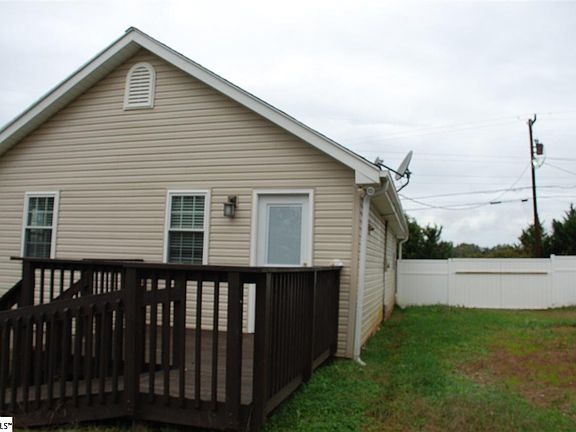 2nd image of 107 Earle Dr