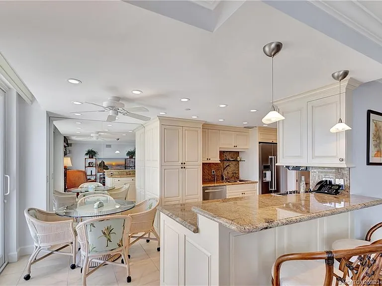 500 Ocean Dr #W-11 — Photo 18