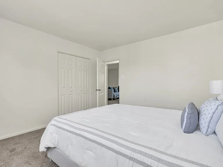 Laurelton Village Apartments — Photo 106