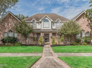 204 Parliament Dr, Lafayette, LA 70506
