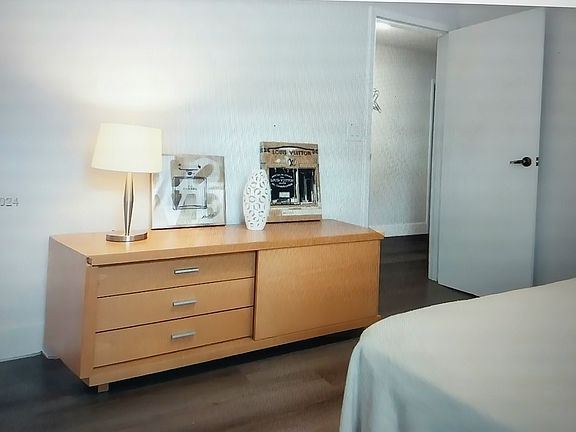 4th image of 3038 W Missionwood Cir
