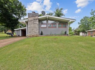 319 Lilac Dr, Potosi, MO 63664