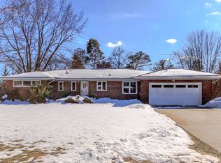 6 Burrell Ct, Midland, MI 48640