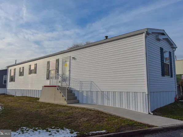 81 Valley View Rd, Birdsboro, PA 19508