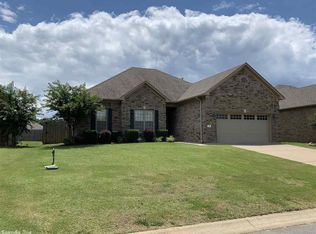 30 Oak Tree Cir, Conway, AR 72032