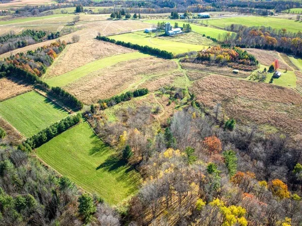 25005 NORHARDT AVENUE, Ontario, WI 54651