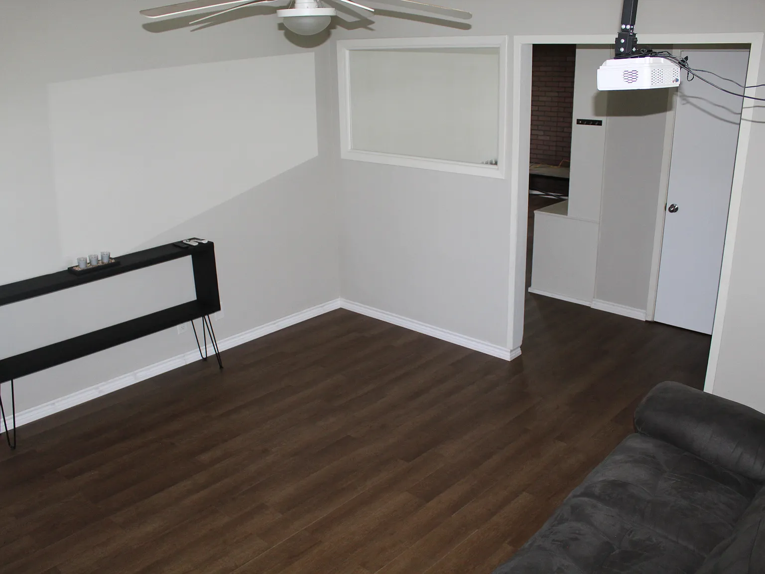 3 bed, 1.5 bath, 1100 sqft, $1,500 — Photo 2